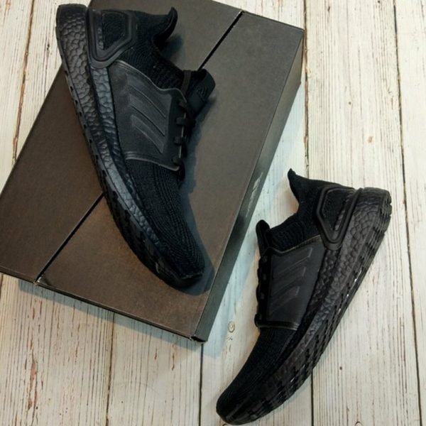 Giày Adidas Ultra Boost 6.0 Triple Black