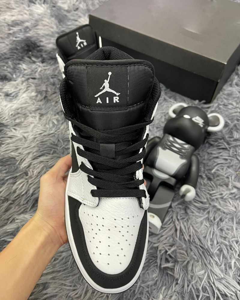 Giày Nike Air Jordan 1 Mid Tuxedo Trắng Đen
