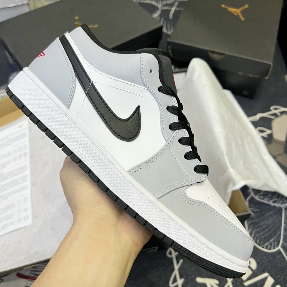 Giày Nike Air Jordan 1 Low Light Smoke Grey Like Auth