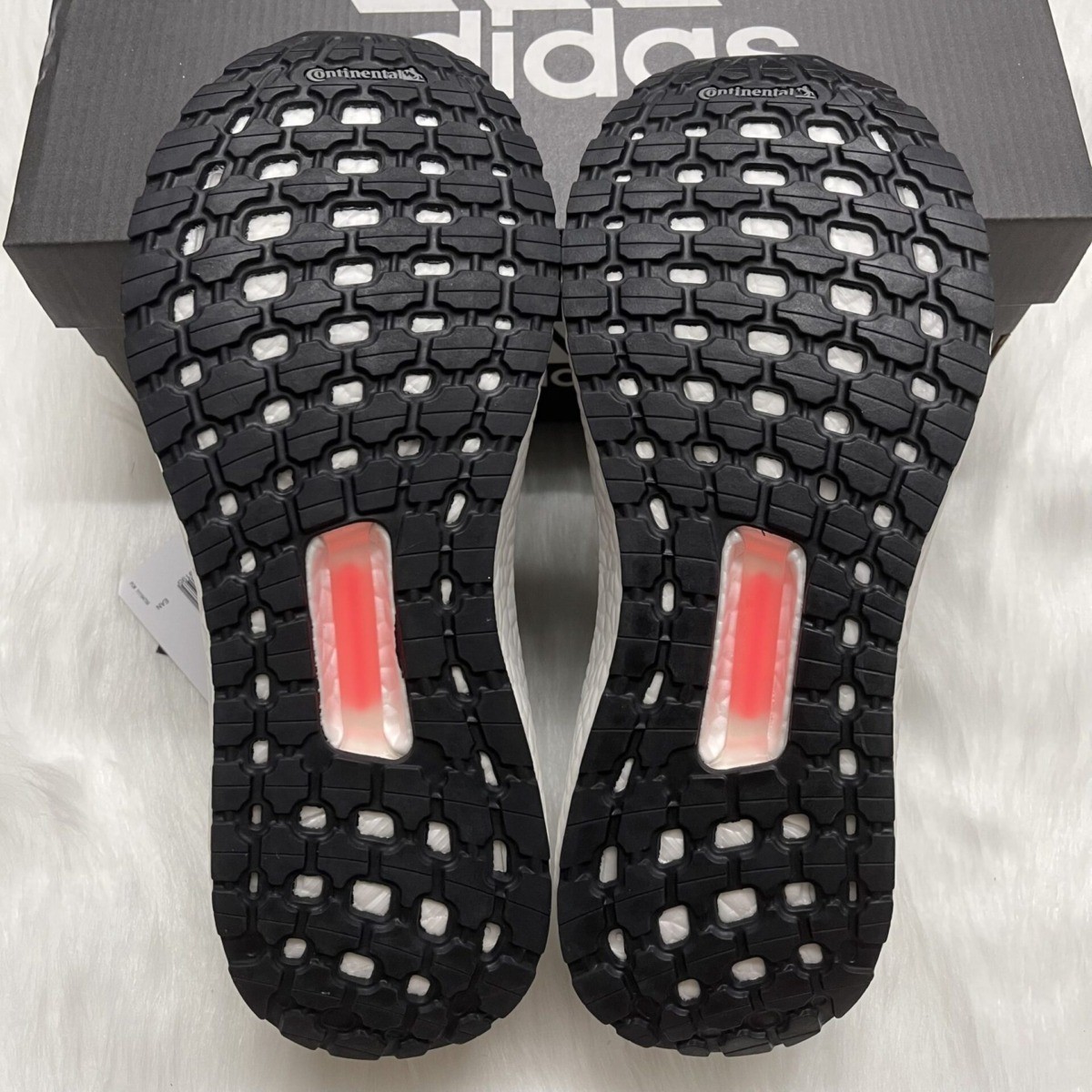 Giày Adidas Ultra Boost 6.0 Black white