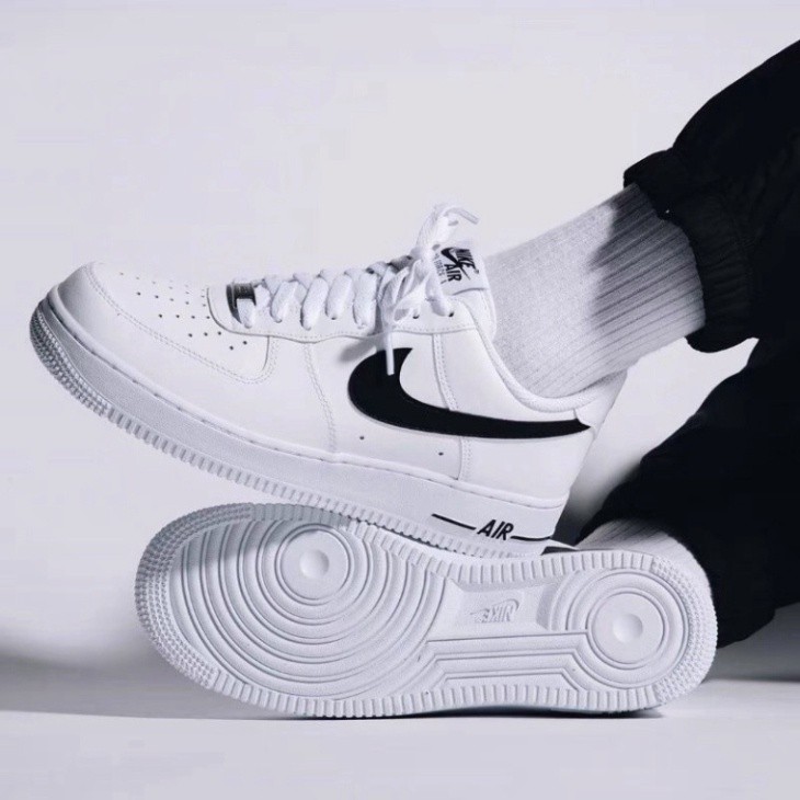 Giày Nike AF1 vệt đen siêu cấp