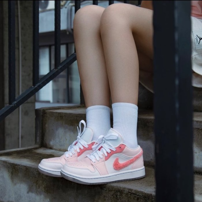 Giày Nike Jordan Mắt Thần Hồng