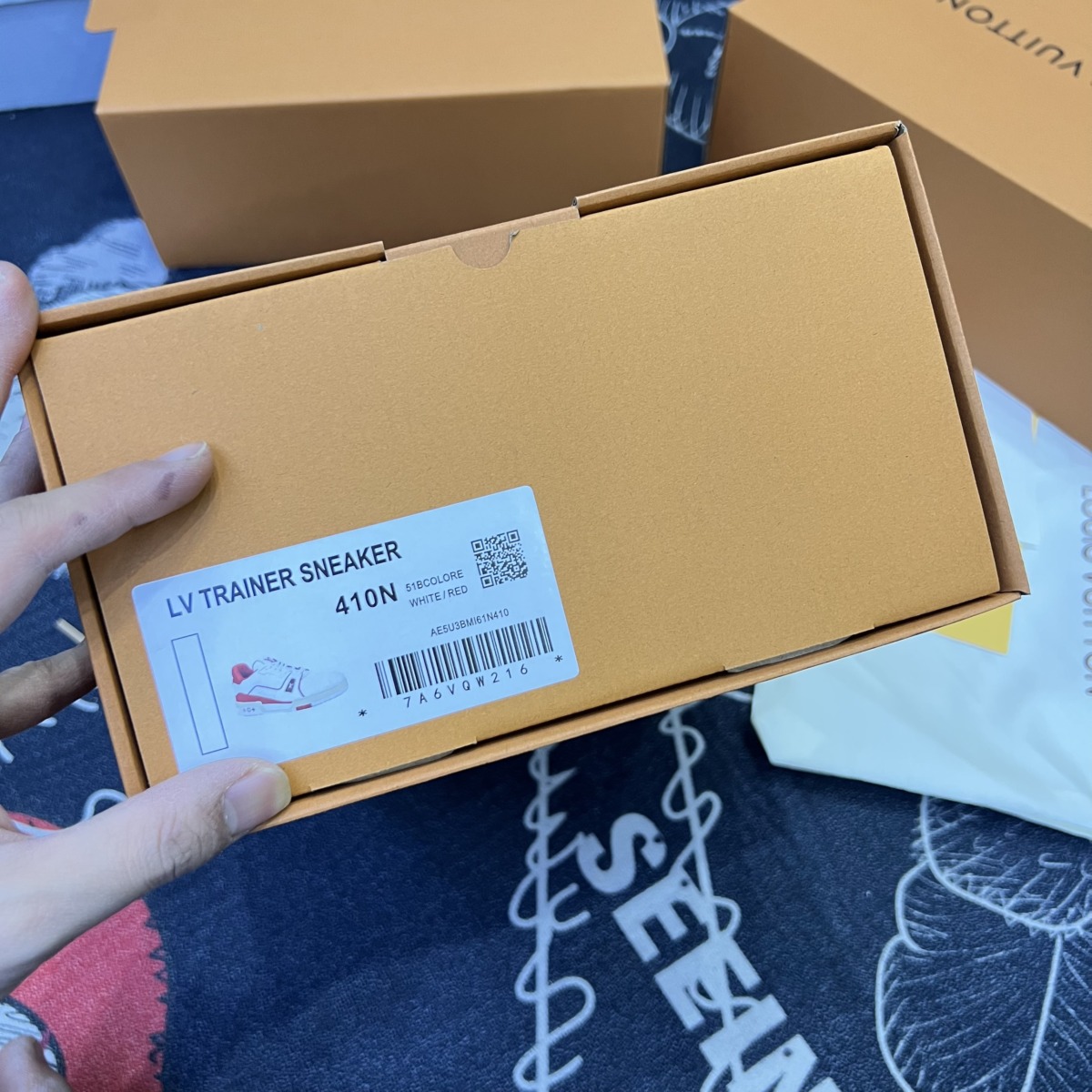 Giày Louis Vuitton LV Trainer 23 White Red Like Auth