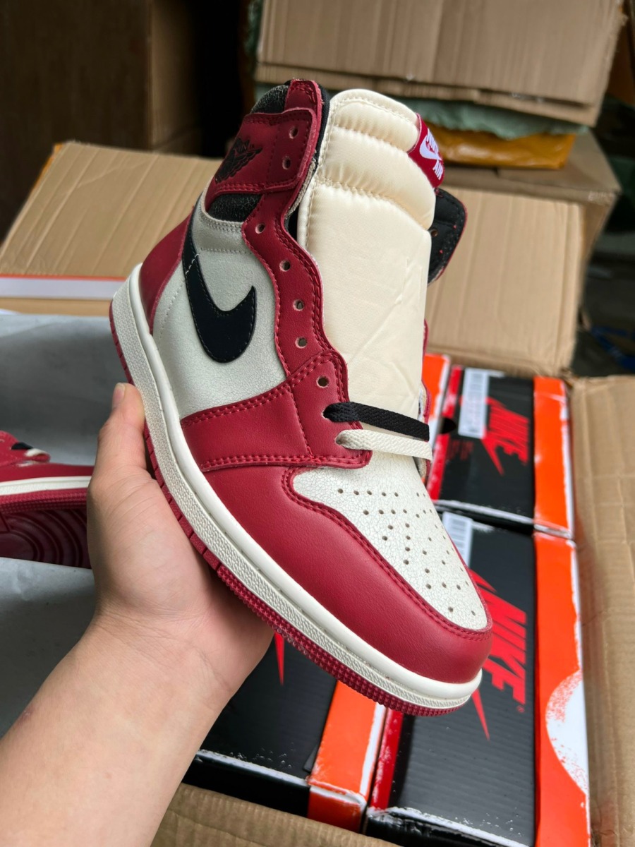 Giày Nike Air Jordan 1 High Lost And Found Like Auth