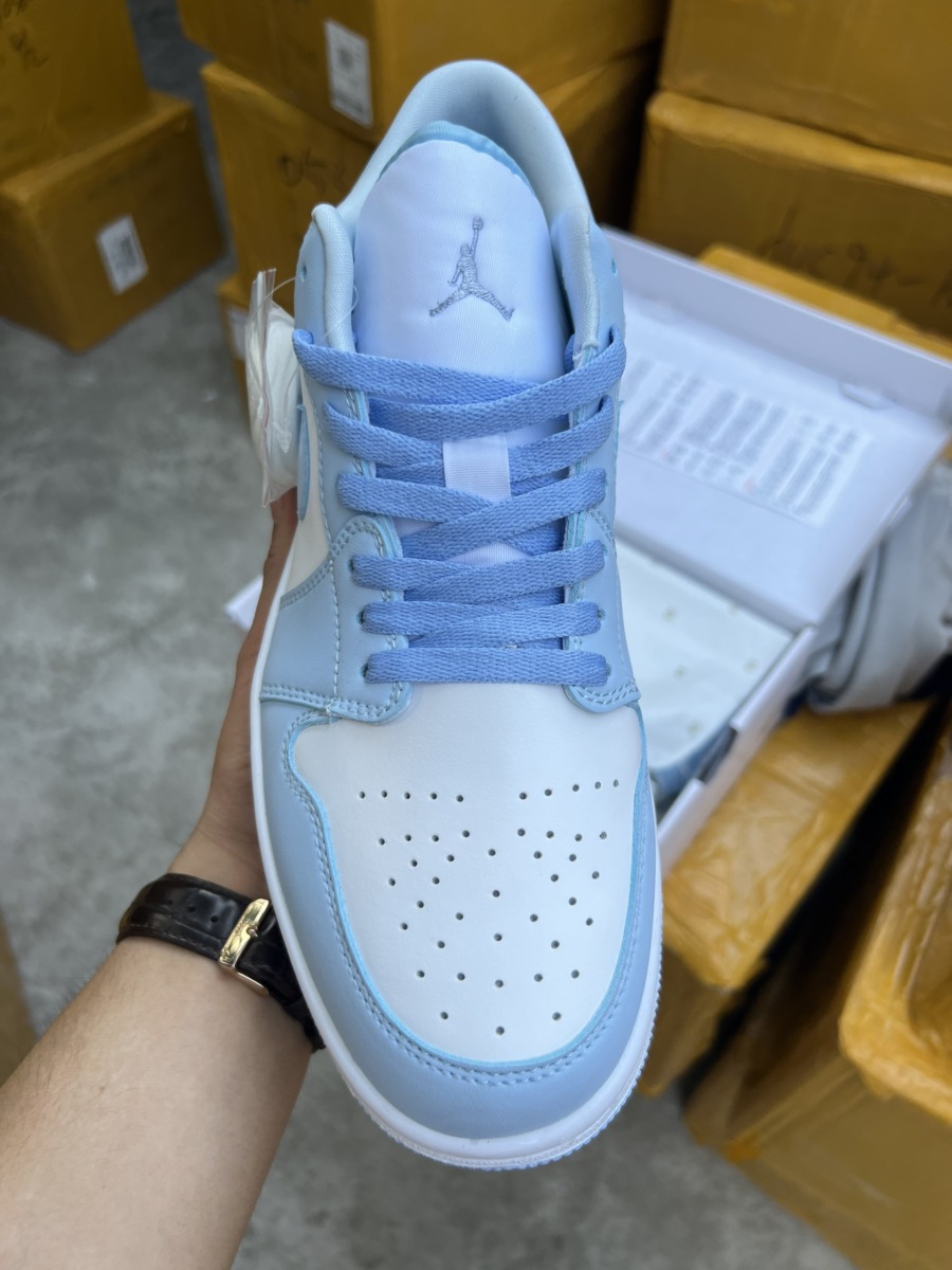 Giày Nike Air Jordan 1 Low ‘Aluminum’ Ice Blue Like Auth