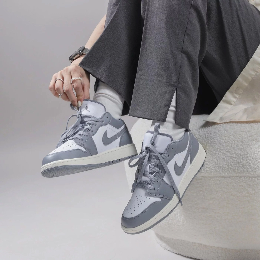 Nike Air Jordan 1 Low GS ‘Vintage Grey’ Siêu Cấp