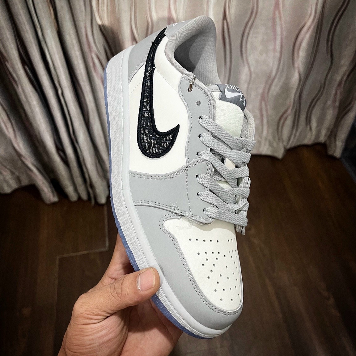 Giày Nike Air Jordan 1 Retro Low Dior CN8608-002 Like Auth