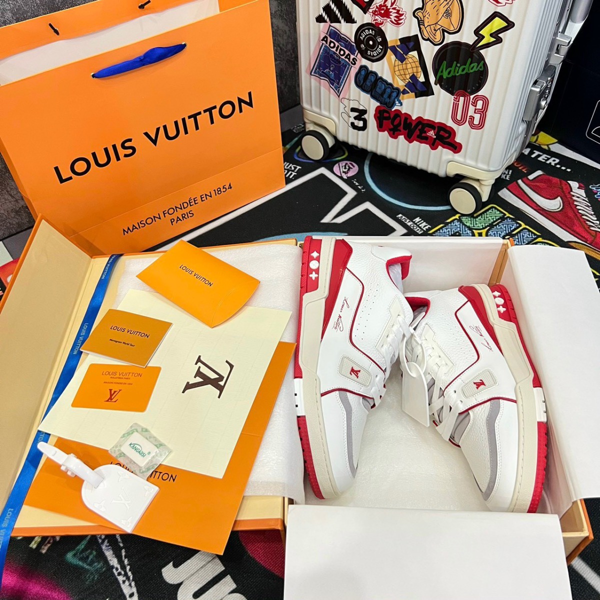 Giày LV Trainer #54 White Red Like Auth 99.99%