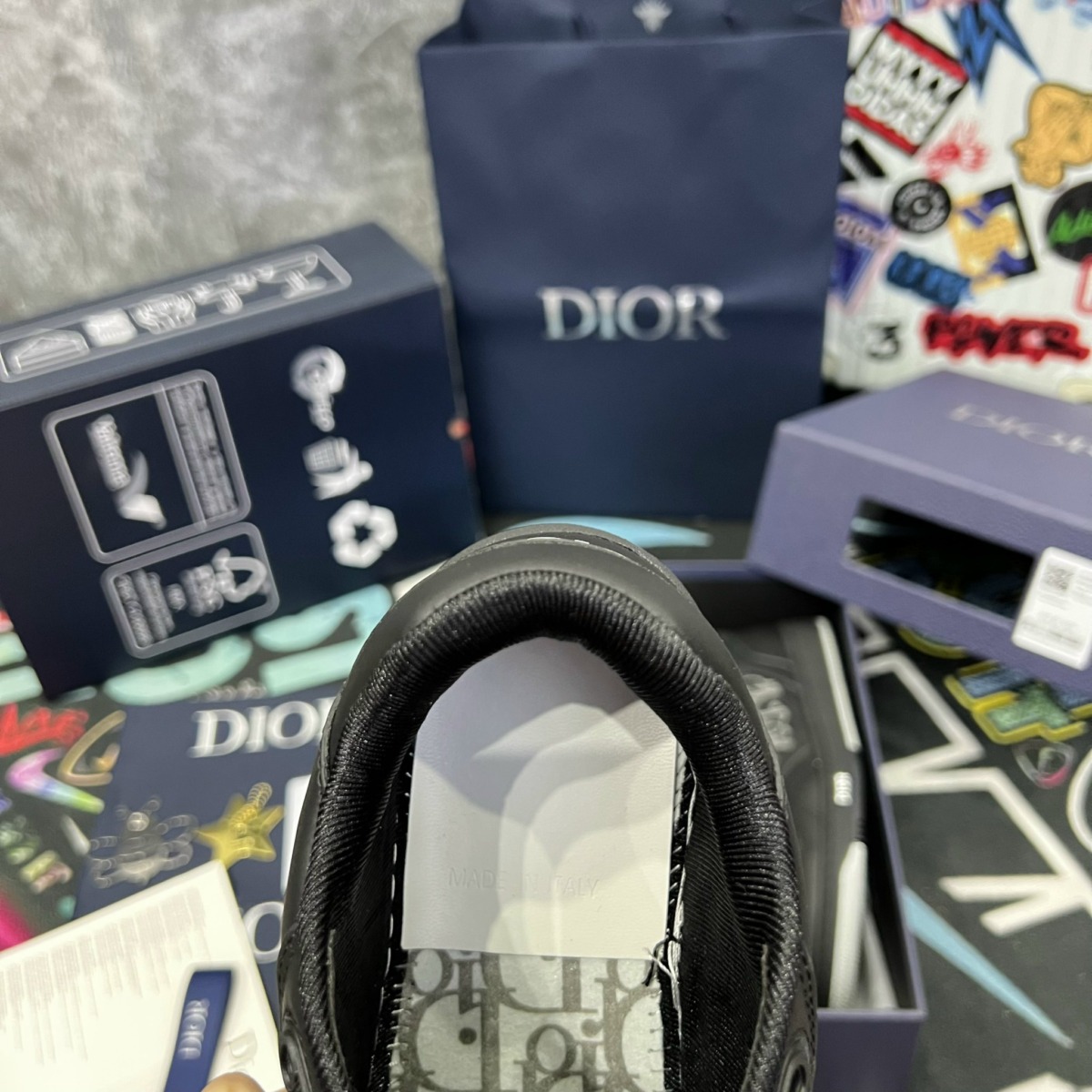 Dior B27 Low Black Oblique Galaxy Leather With Smooth Calfskin And Suede like auth 99.99%