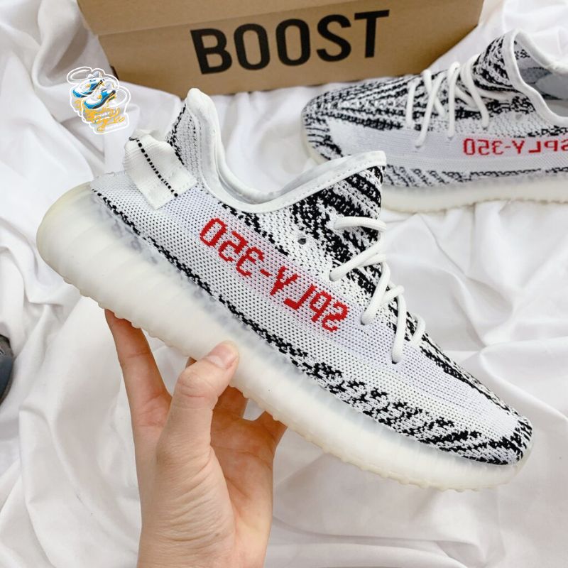 Yeezy Boost 350 V2 Zebra